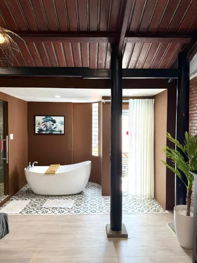King Room with Spa Bath — G Point Homestay
